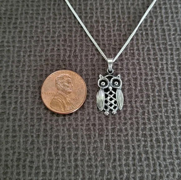 Bonny Jewelry Silver🤍 Owl🦉 Pendant Necklace - NIB - Picture 8 of 16